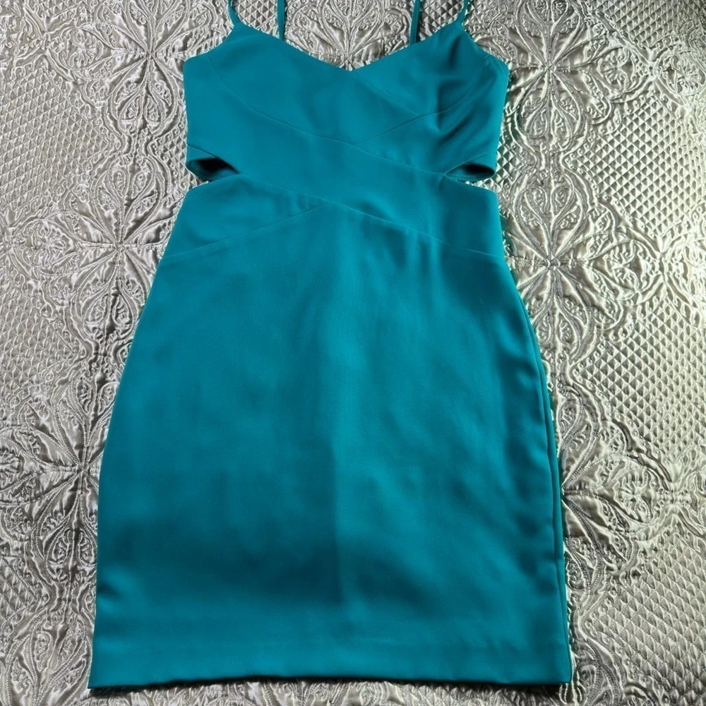 laundry by shelli segal green dress Laundry by Shelli Segal Beaded Silk Green Dress Size 6